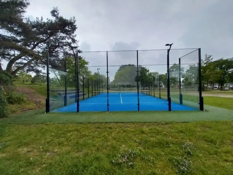 Padel als activiteit op je vakantiepark