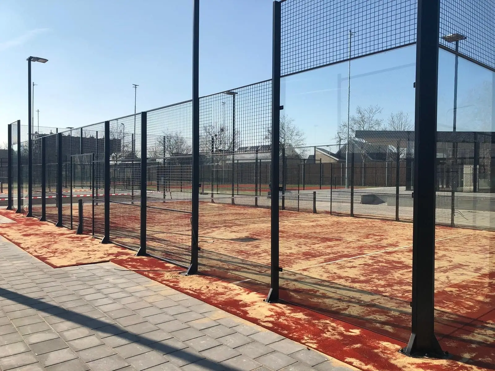 Padelbaan bij TV Breakpoint'83