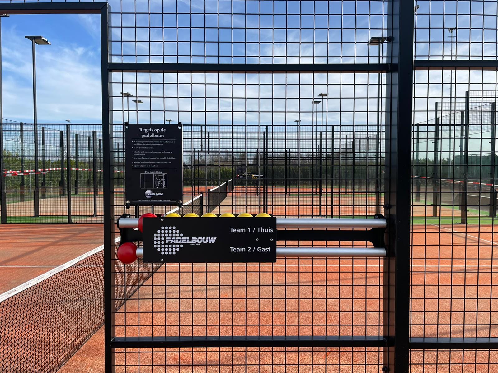 3 outdoor padelbanen van BTV E’68 in Vierpolders