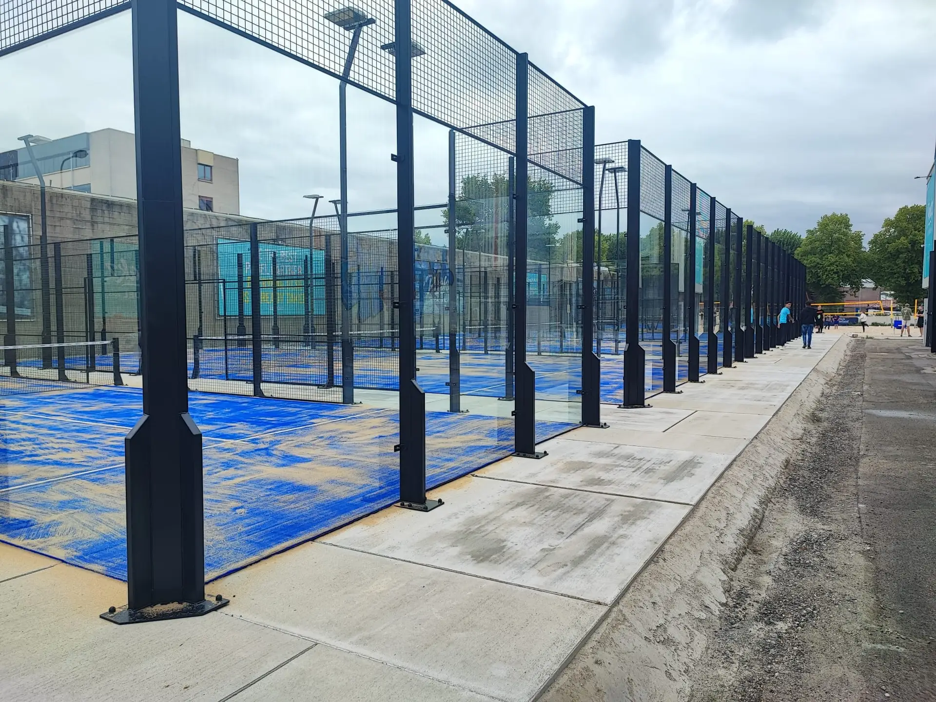 Peakz Padel Utrecht outdoor padelbanen
