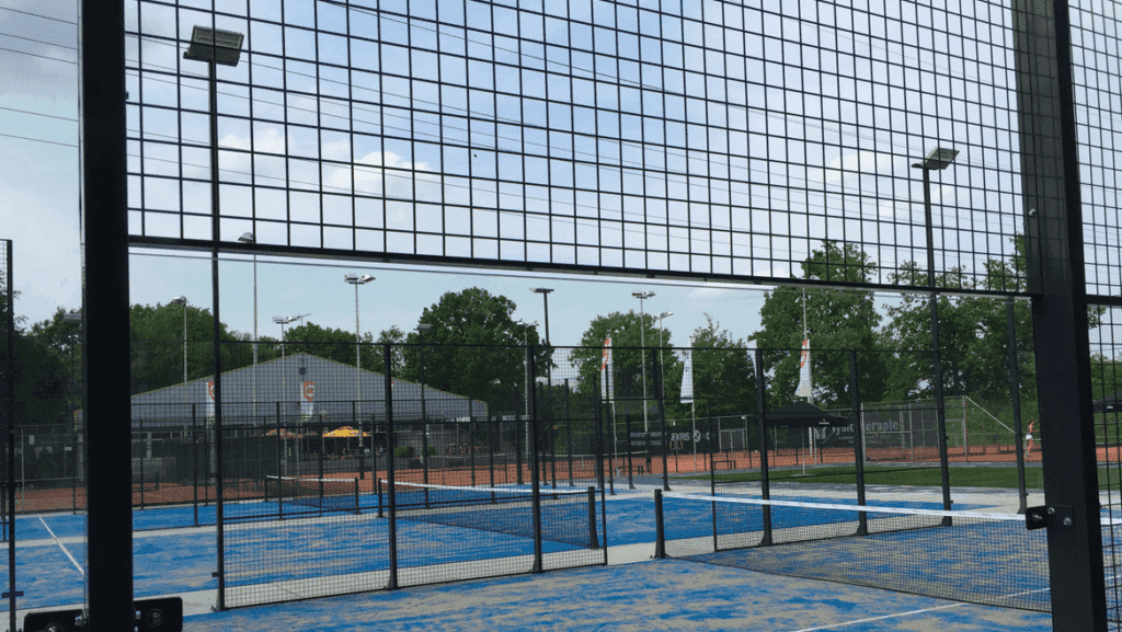 2 outdoor padelbanen van NTC Nijkerk in Nijkerk