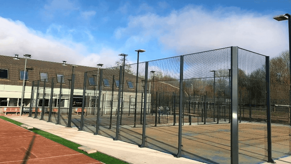 2 outdoor padelbanen van Sportcentrum de Neckslag in Wijdewormer