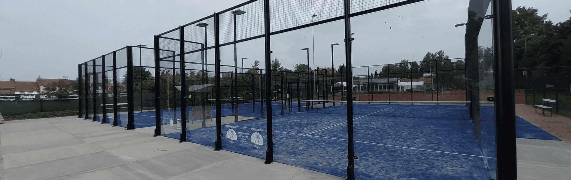 2 outdoor padelbanen van Tennisbouw: TC Drive in Sas van Gent