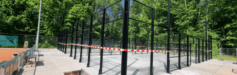 2 outdoor padelbanen van Tennisbouw: TV Axel in Axel