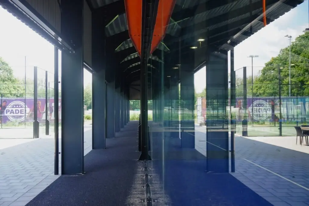 Padelbanen in Lelystad 19 4 overdekt padelbanen van LTVL – Overkapping in Lelystad