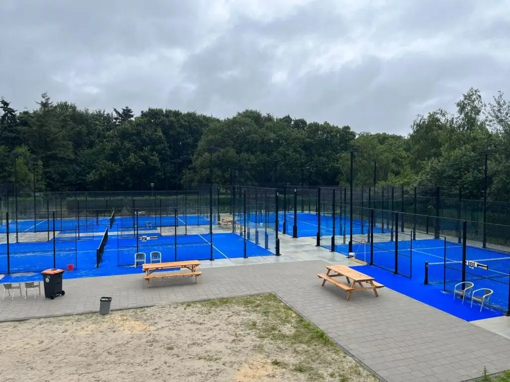 Padelbanen in Eindhoven 20 4 outdoor padelbanen van TV Meerhoven in Eindhoven