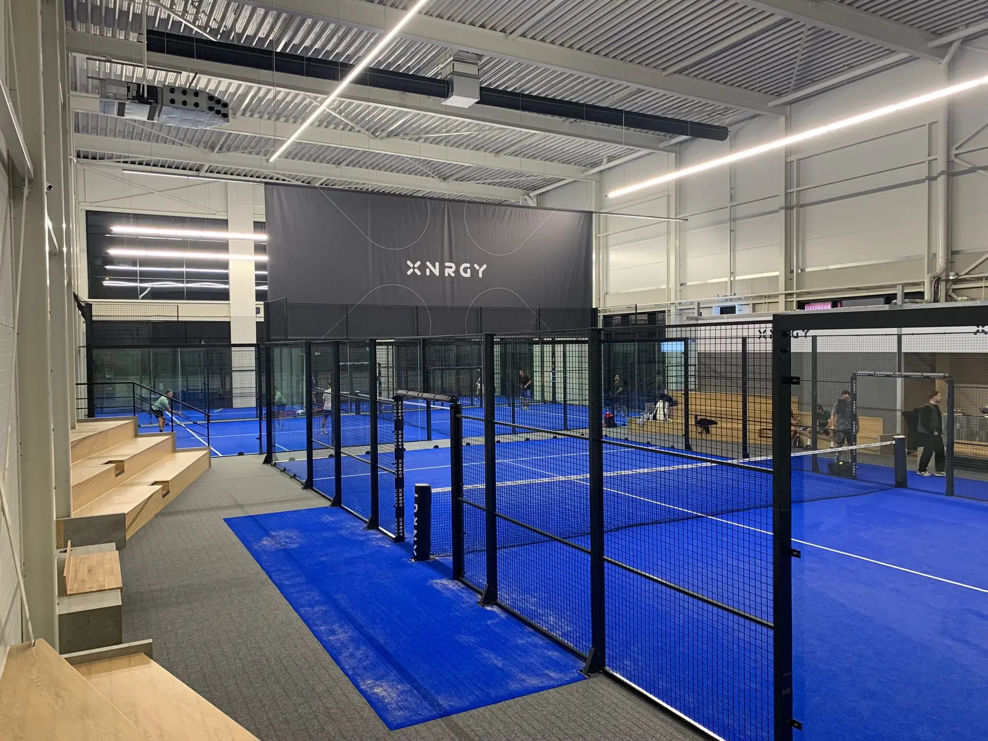 Topkwaliteit padelbanen van A tot Z 13 Kosten padelbaan aanleggen | Kosten padelbaan | Overzicht kosten padelbaan | Allesvoorpadel