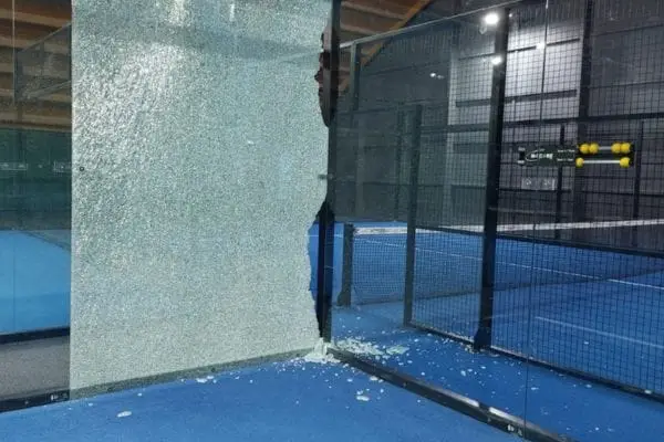 Calamiteiten service – Allesvoorpadel