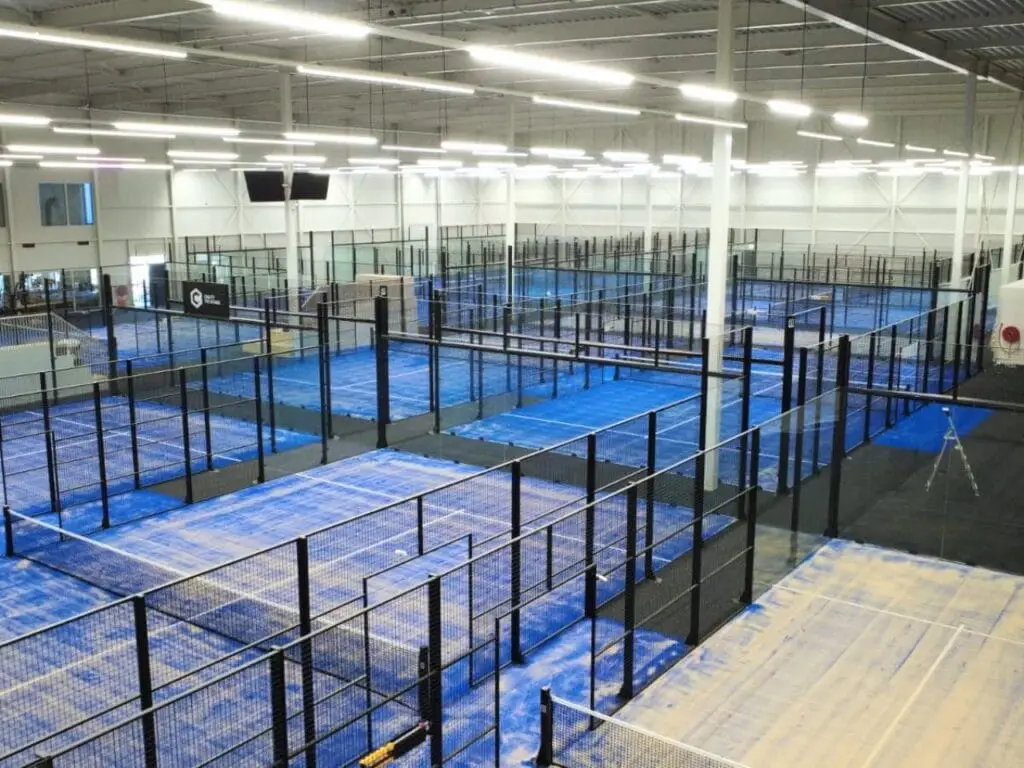 Padelbanen in Flevoland 17 13 indoor padelbanen van Poort Padel in Almere